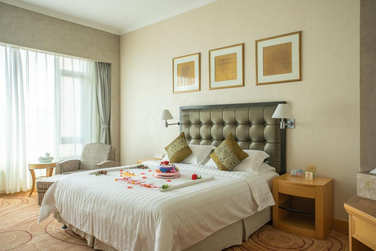 Shantou Junhua Haiyi Hotel Екстериор снимка