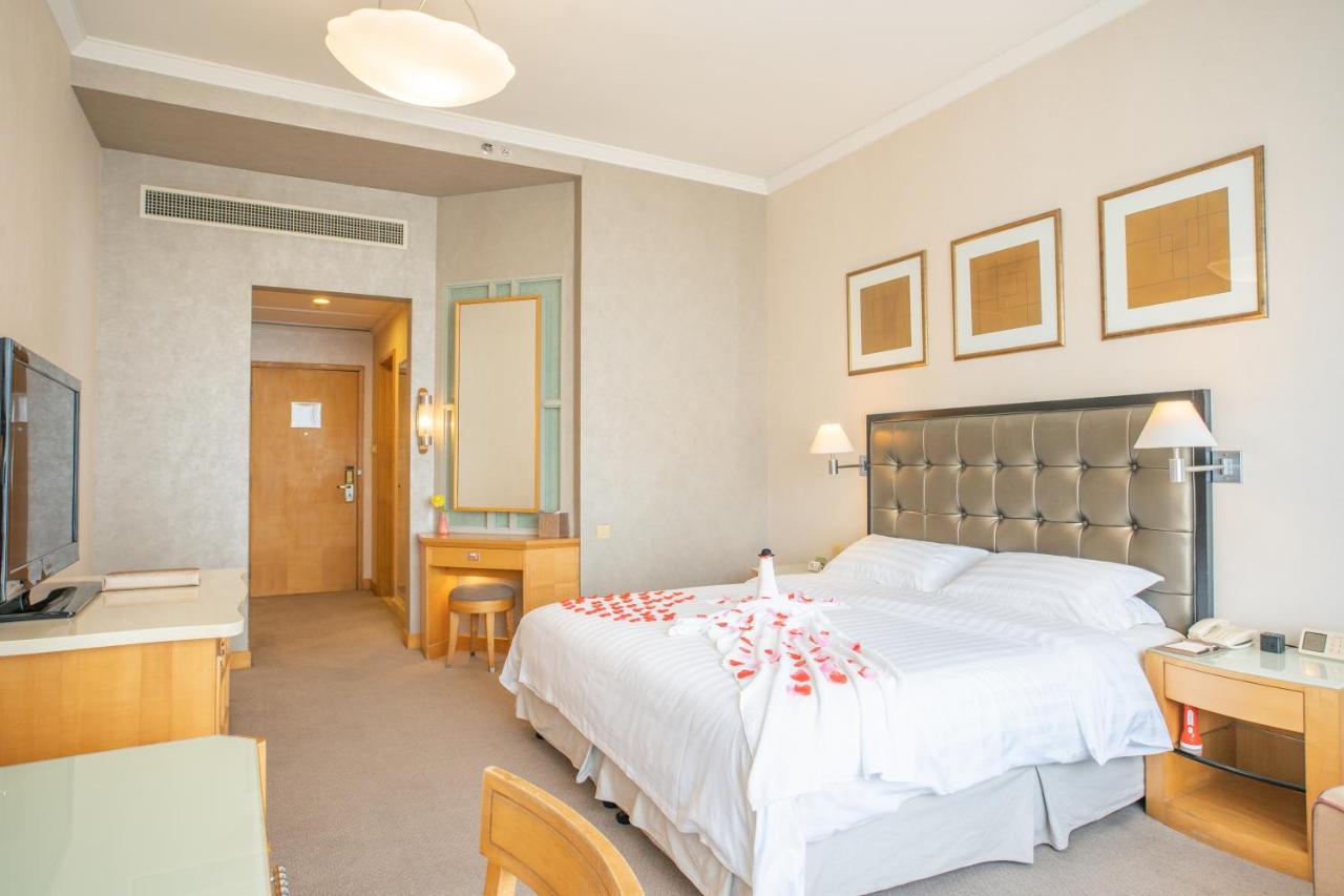 Shantou Junhua Haiyi Hotel Екстериор снимка