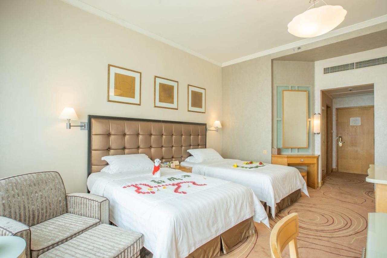 Shantou Junhua Haiyi Hotel Екстериор снимка